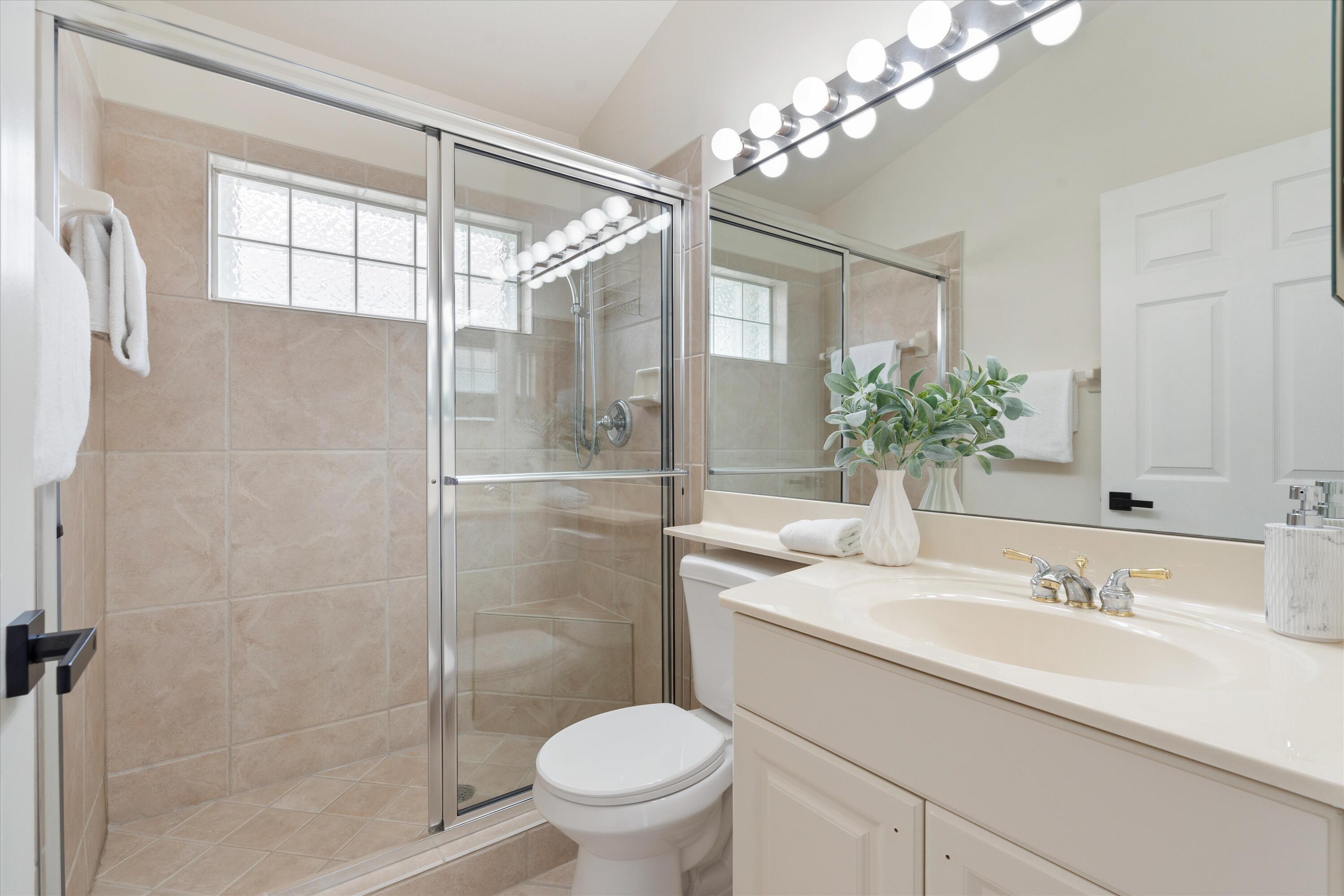 12248 SE Plandome Drive