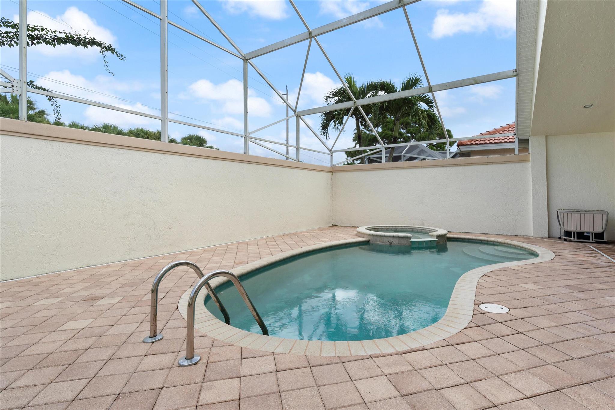 12248 SE Plandome Drive