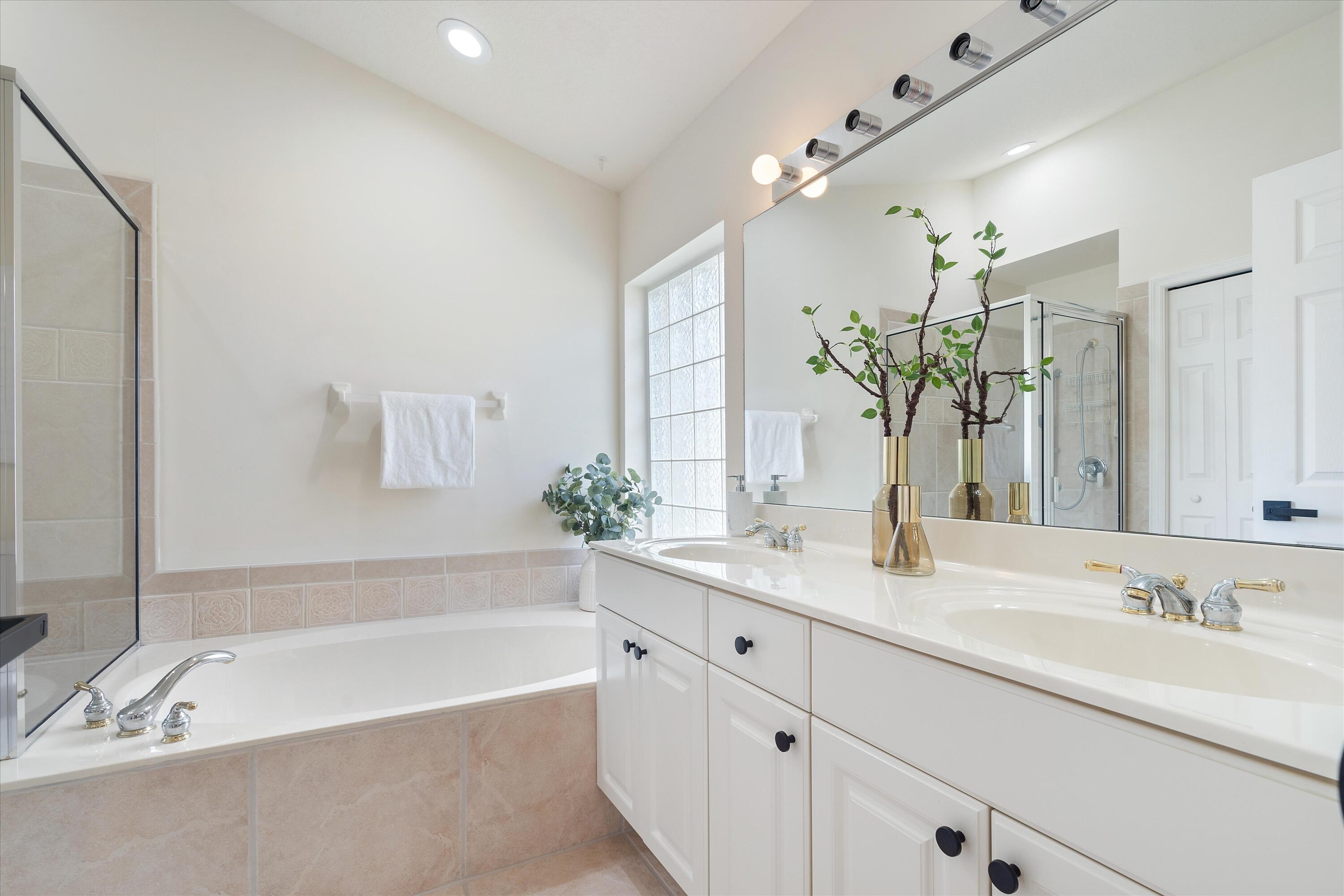 12248 SE Plandome Drive