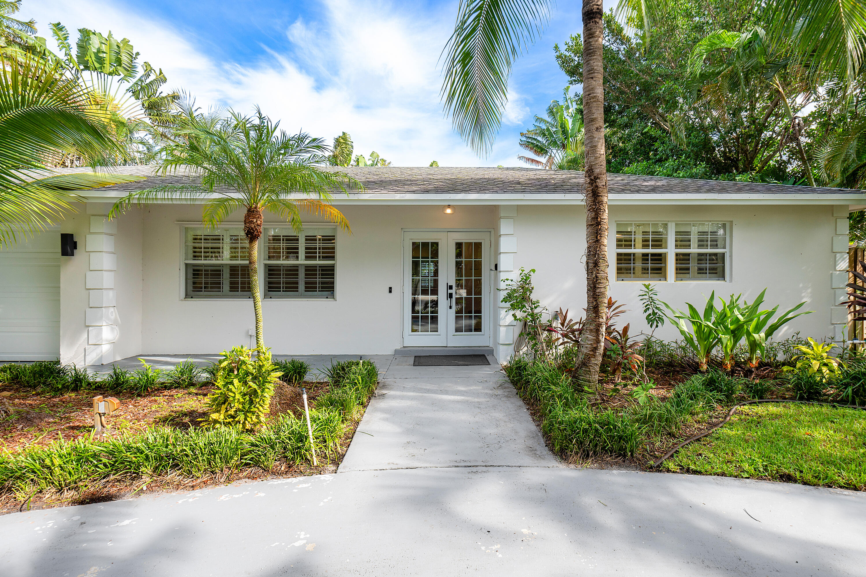 723 SW 27th Way