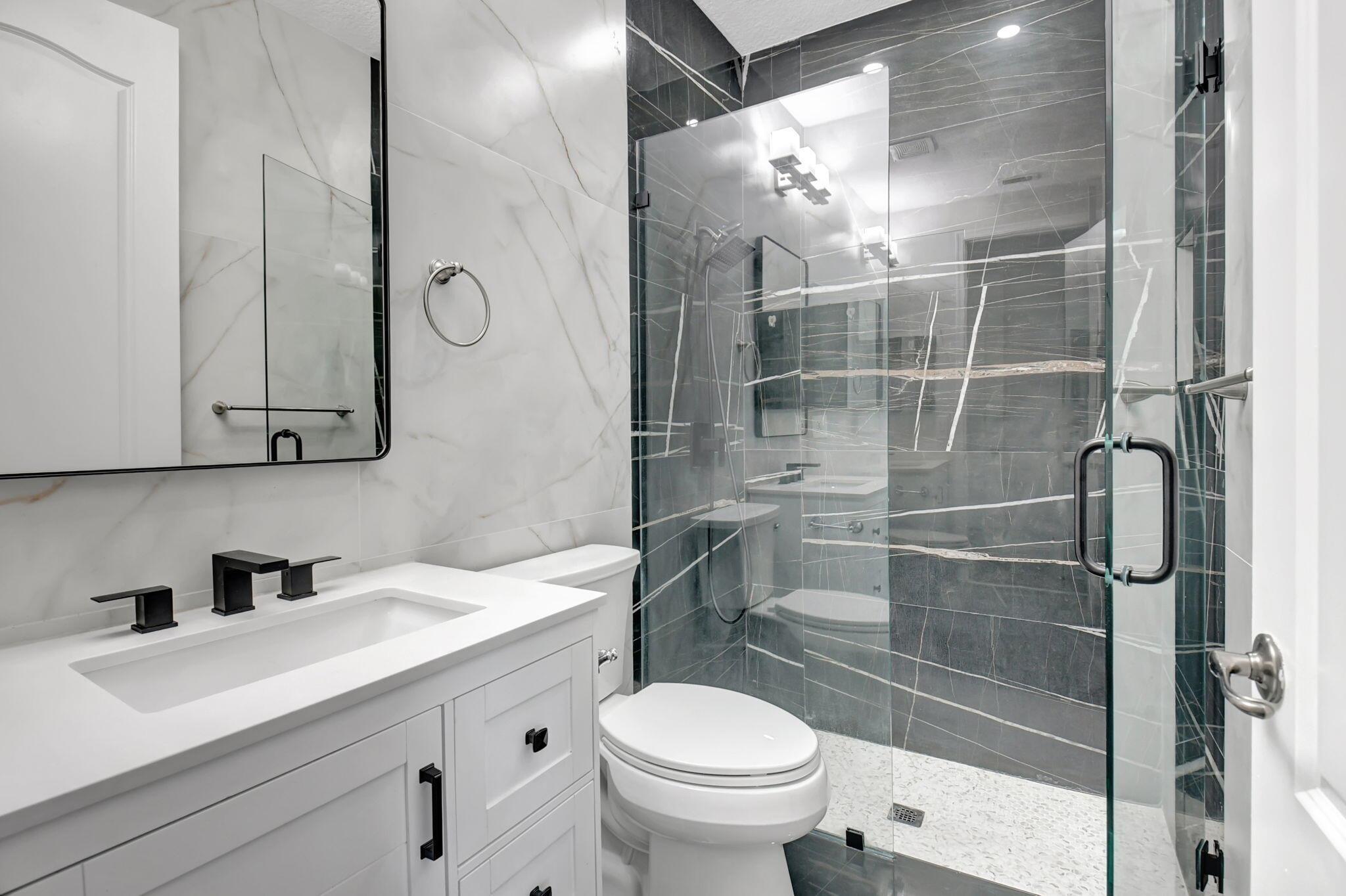 559 NW 39th Cir Circle