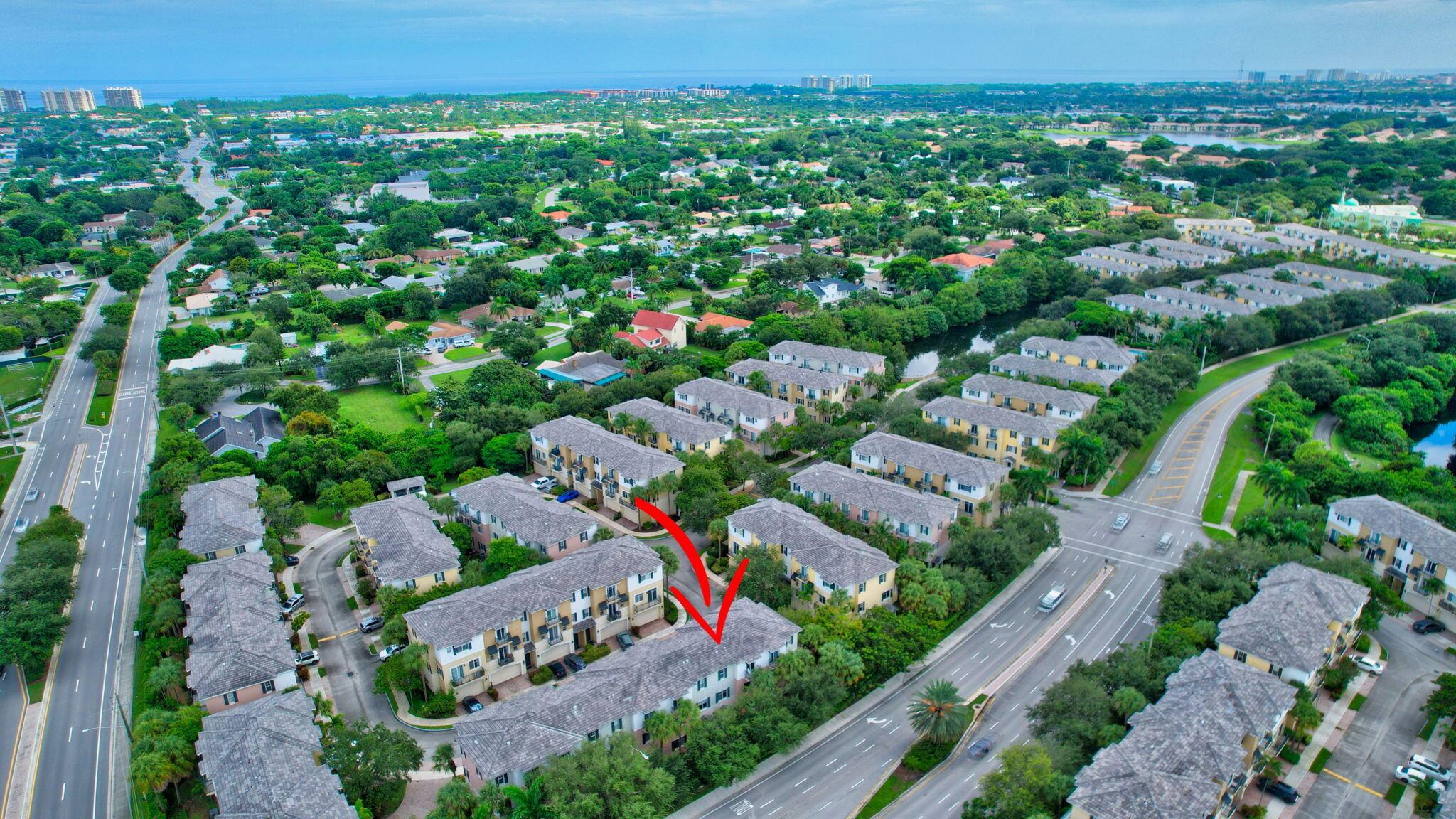 559 NW 39th Cir Circle