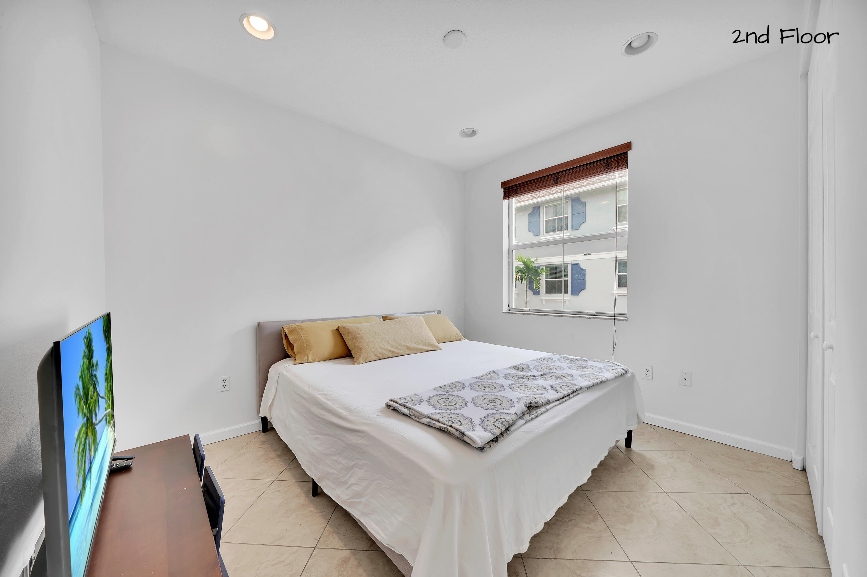 1381 Piazza Delle Pallottole