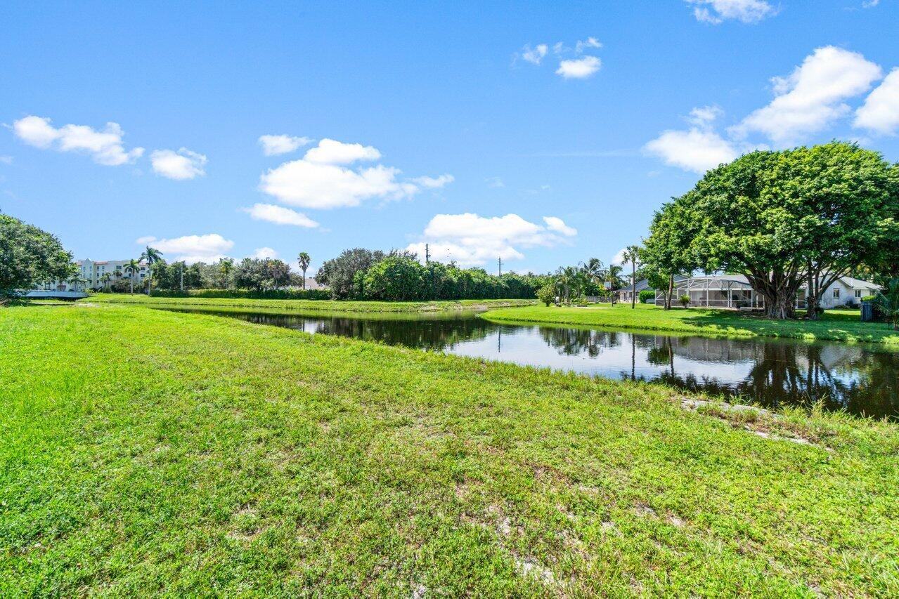 2788 S Evergreen Circle