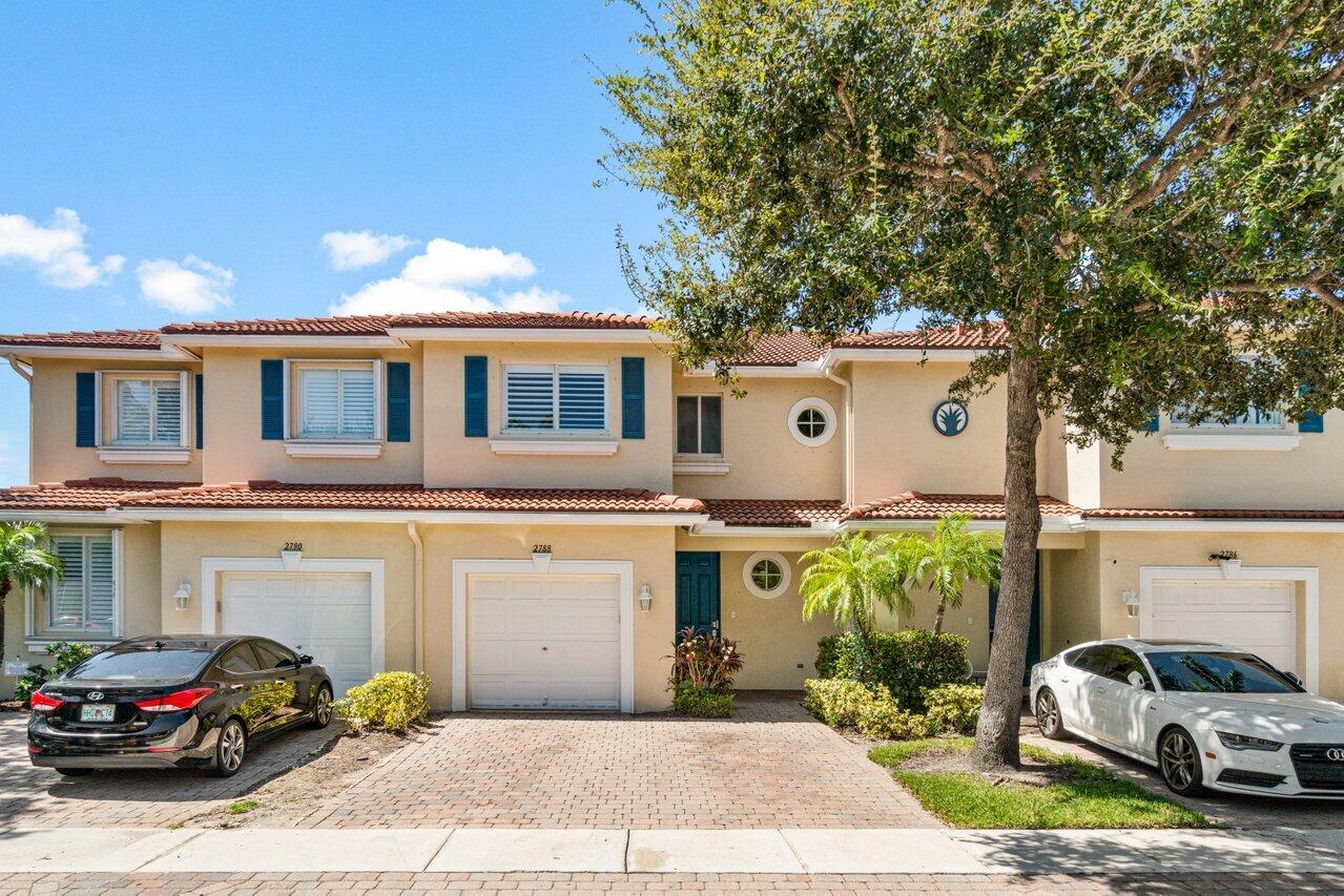 2788 S Evergreen Circle