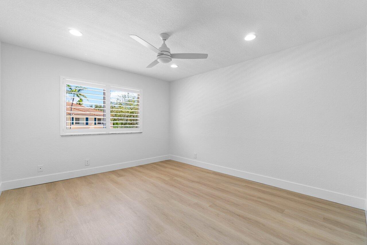 2788 S Evergreen Circle