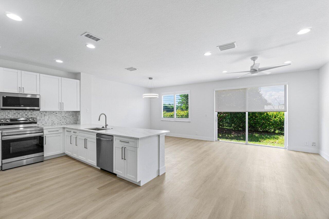 2788 S Evergreen Circle