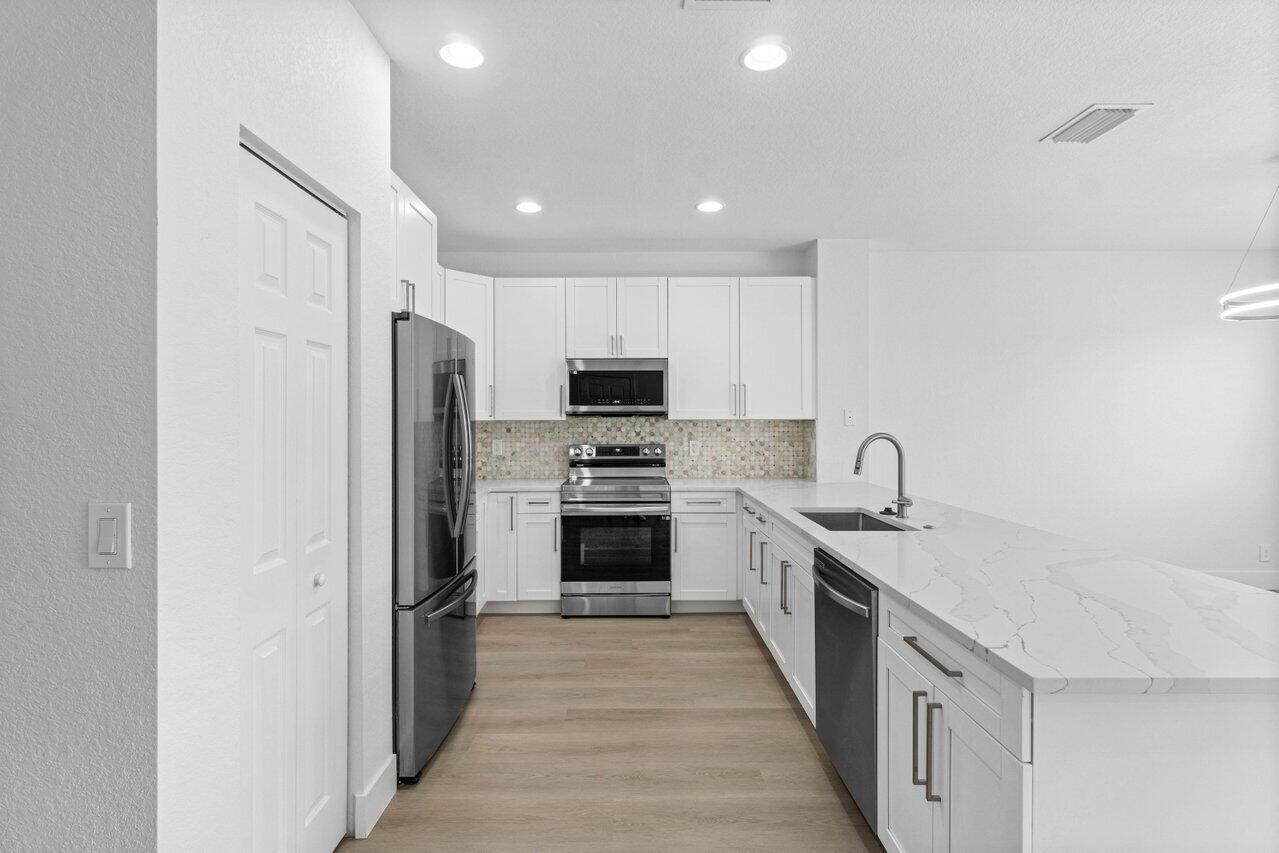 2788 S Evergreen Circle