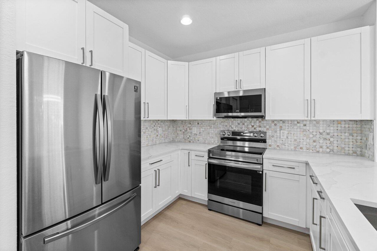 2788 S Evergreen Circle