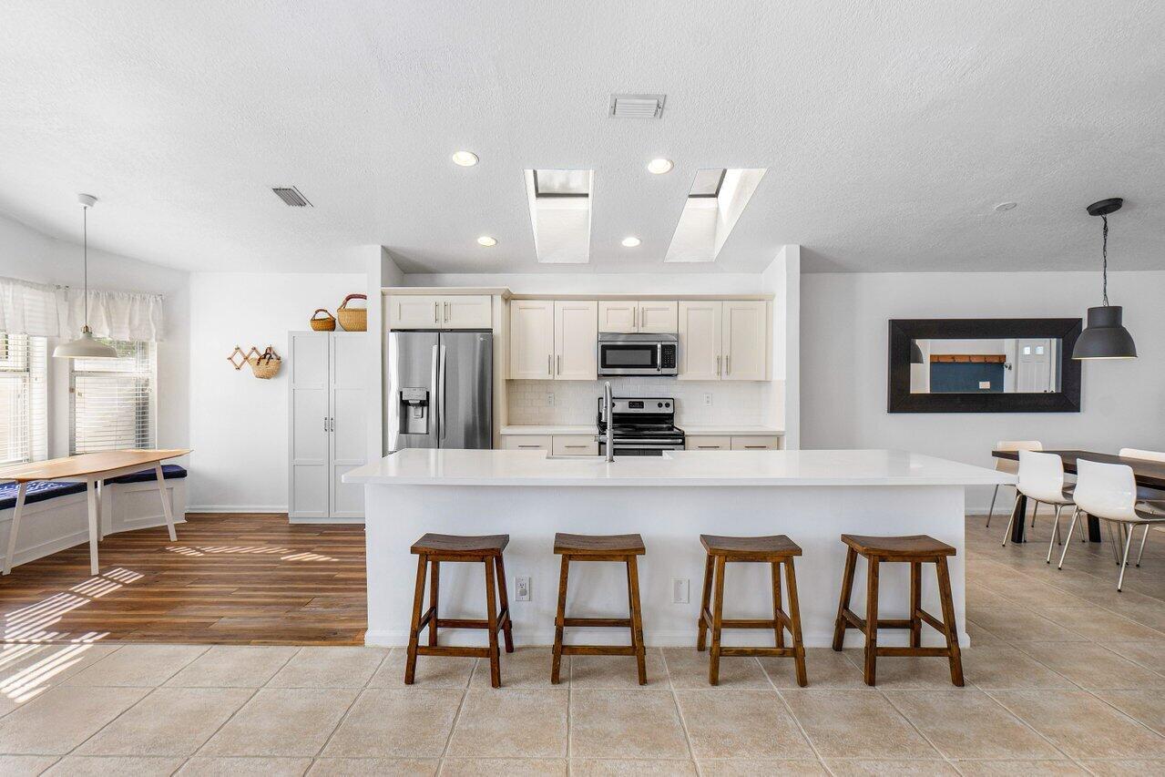 8775 Sonoma Lake Boulevard