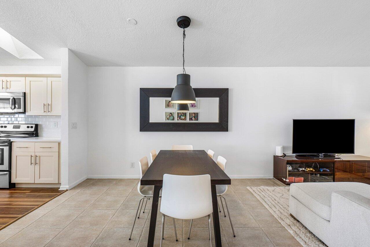 8775 Sonoma Lake Boulevard