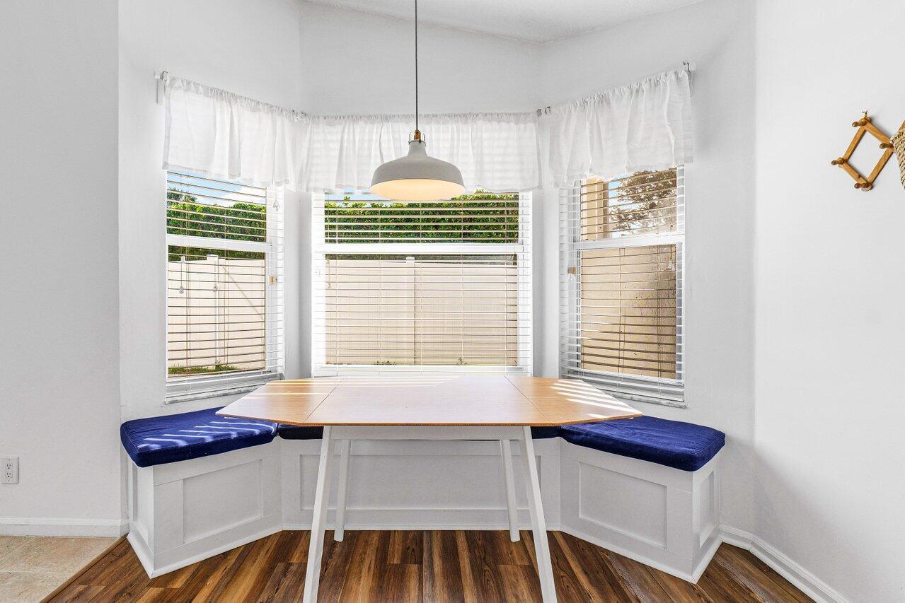 8775 Sonoma Lake Boulevard