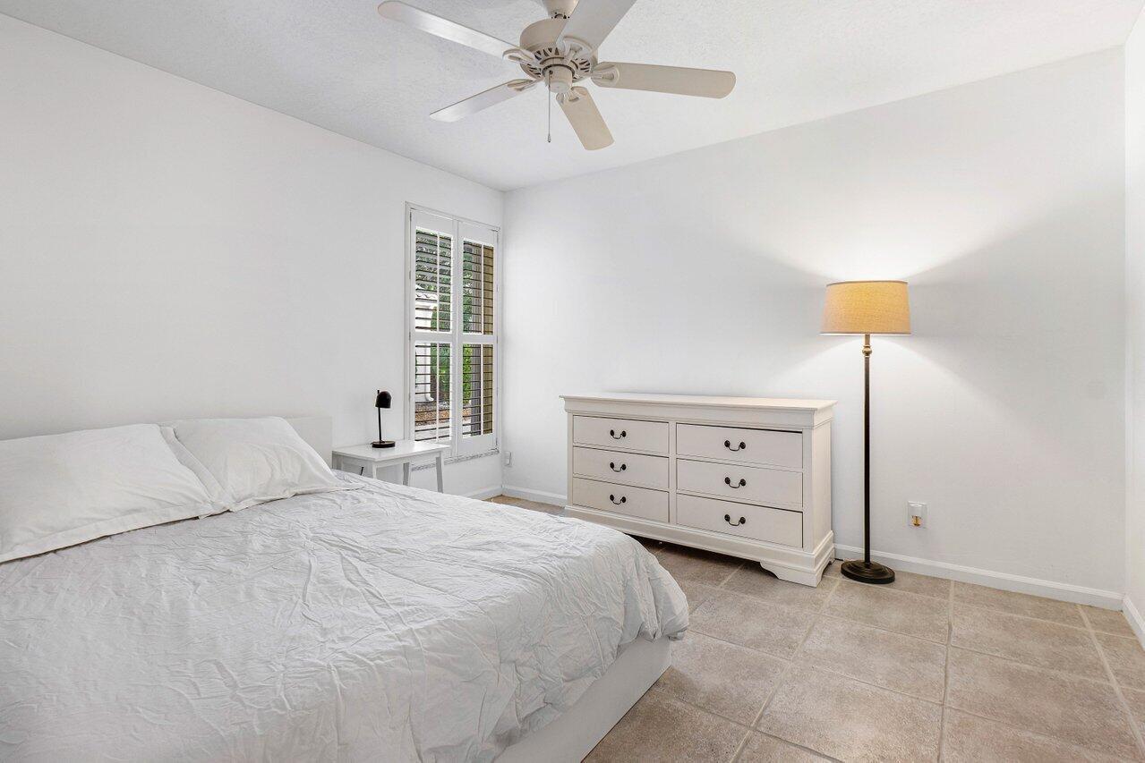 8775 Sonoma Lake Boulevard