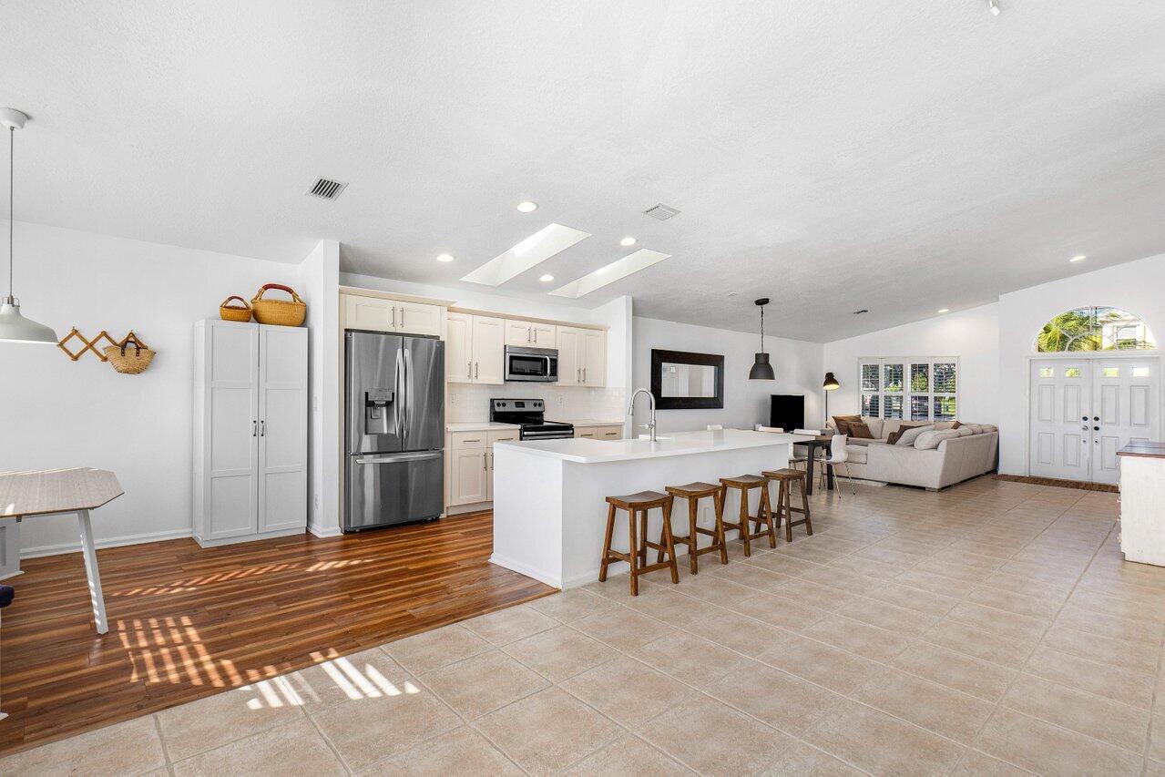 8775 Sonoma Lake Boulevard