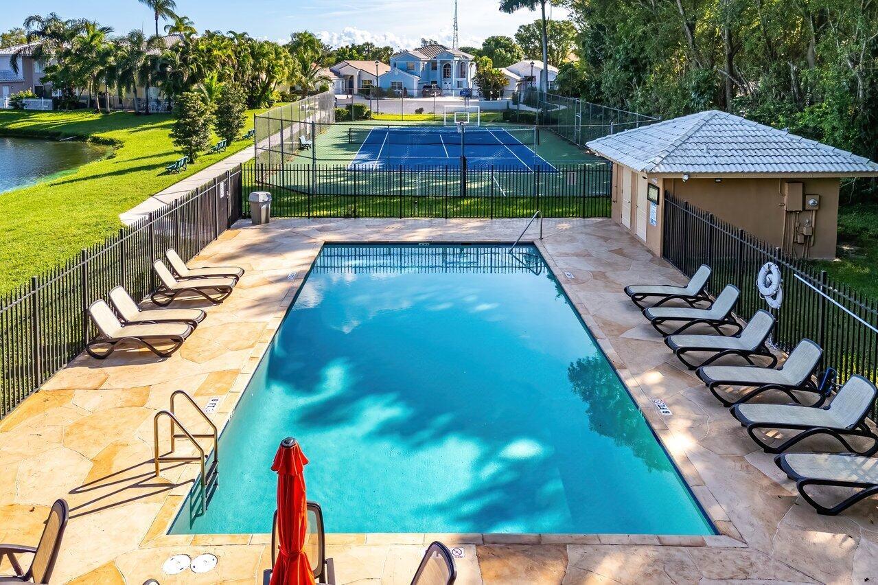 8775 Sonoma Lake Boulevard