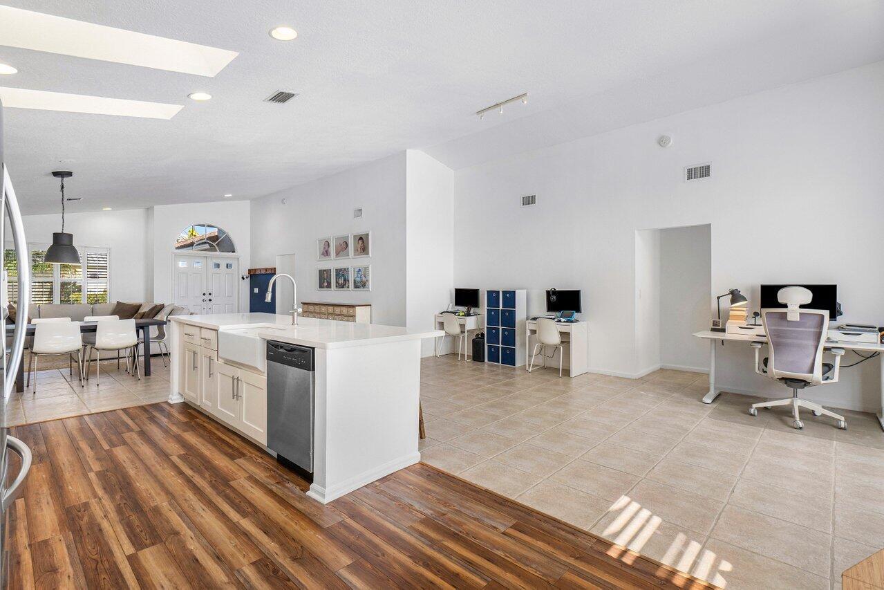 8775 Sonoma Lake Boulevard