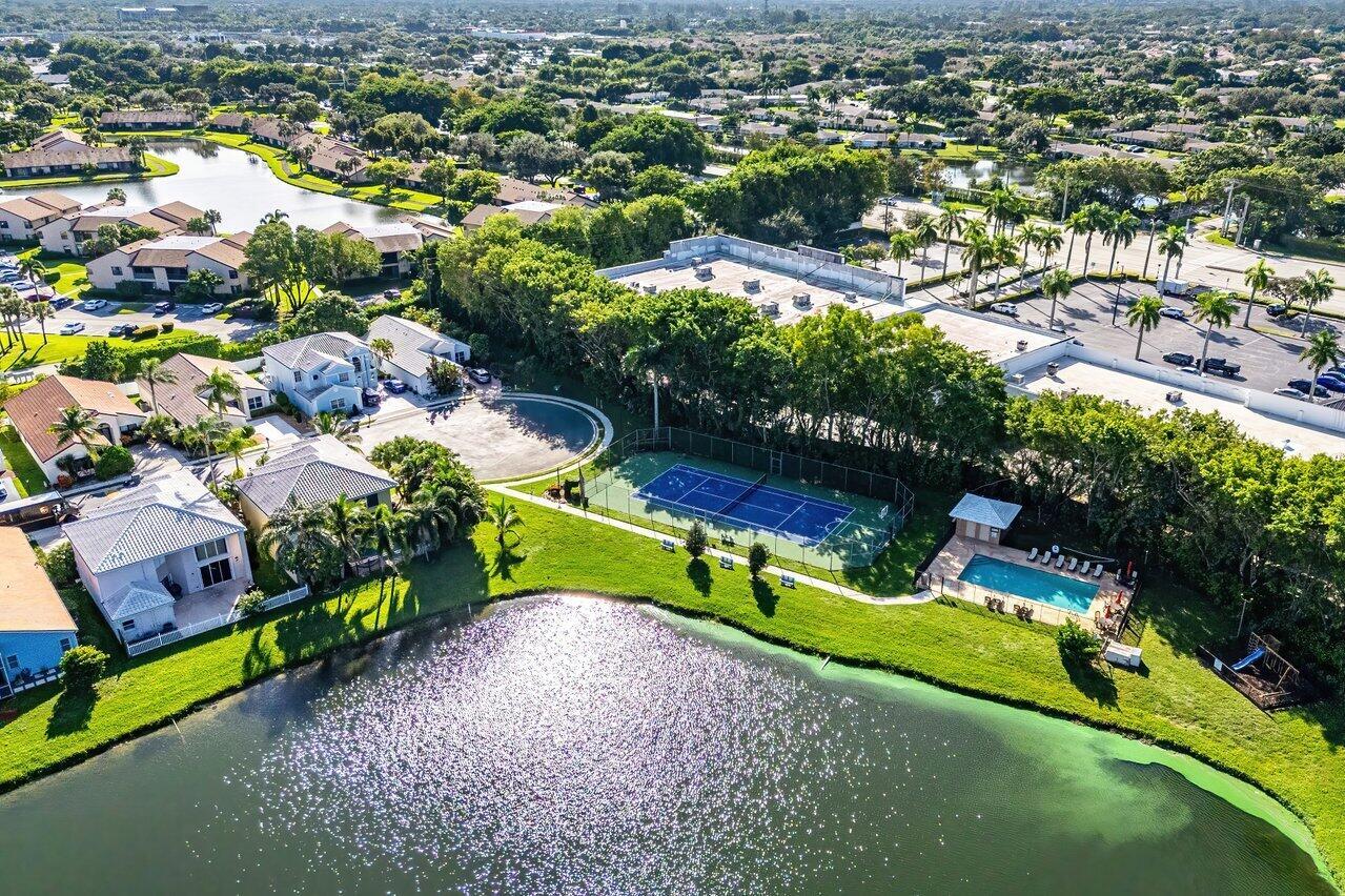 8775 Sonoma Lake Boulevard