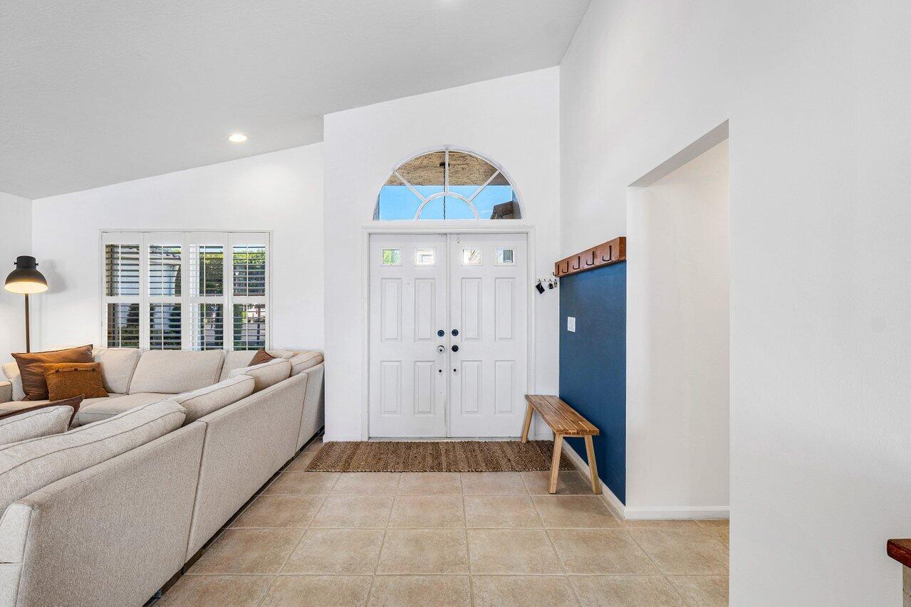 8775 Sonoma Lake Boulevard