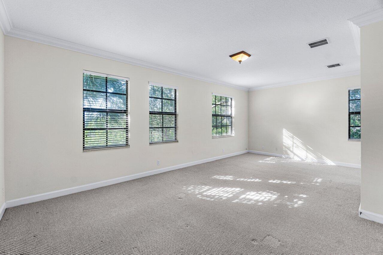 5036 S Chrystie Circle