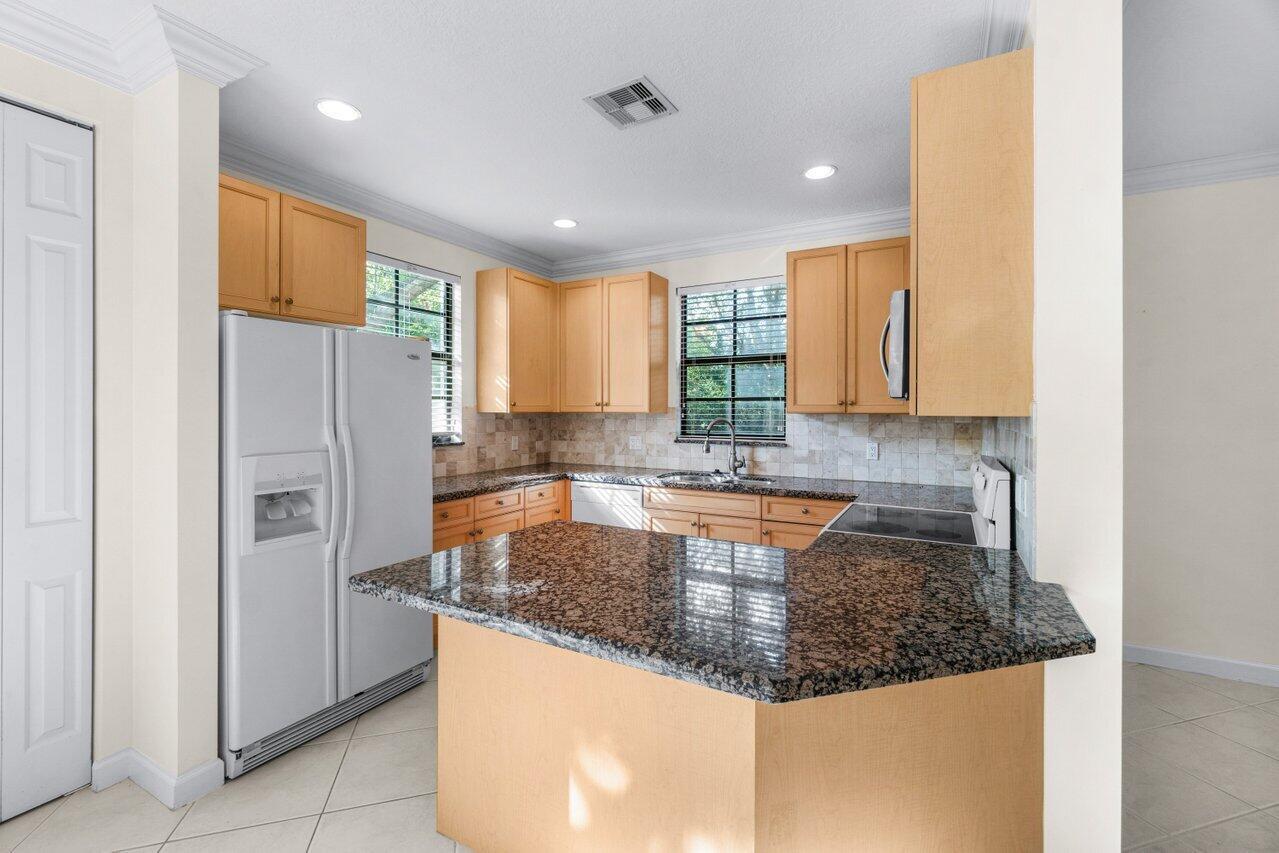 5036 S Chrystie Circle