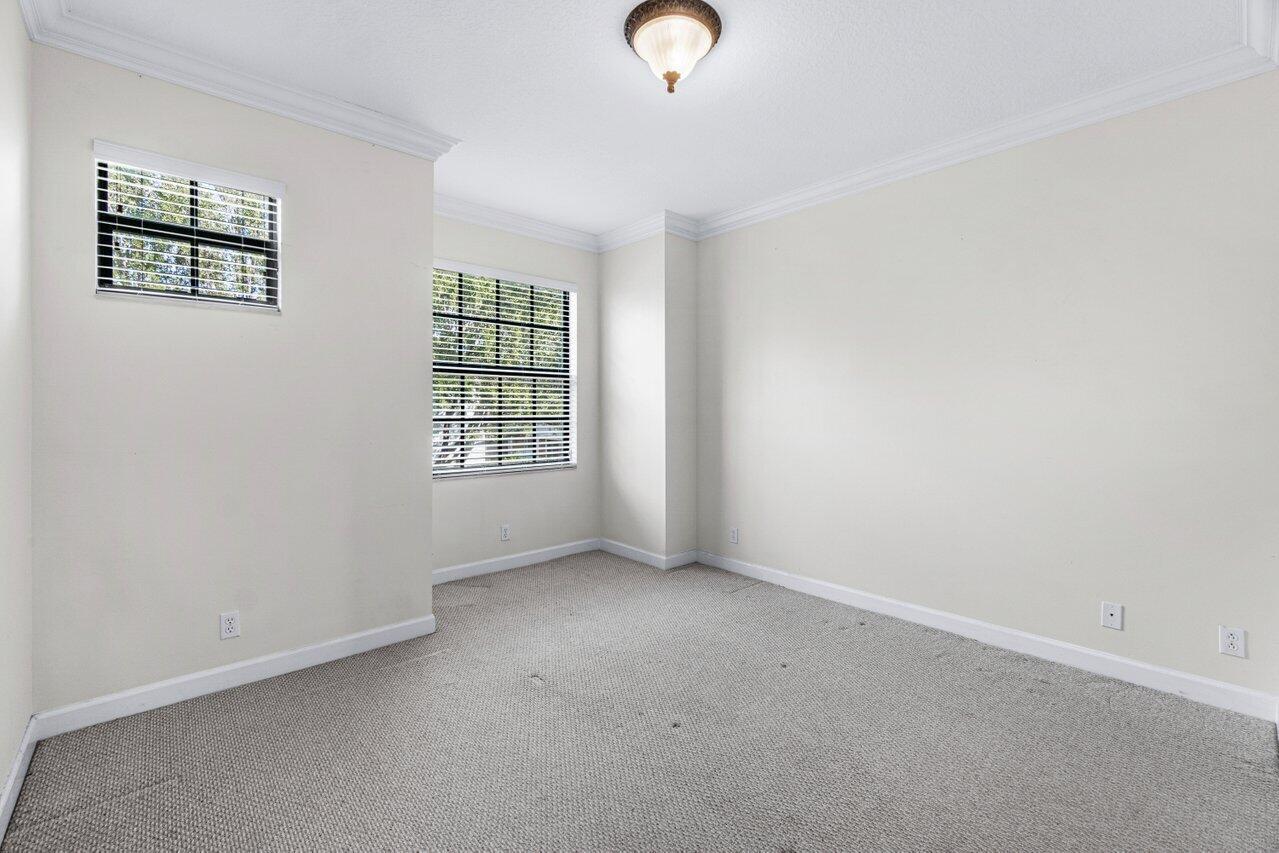 5036 S Chrystie Circle