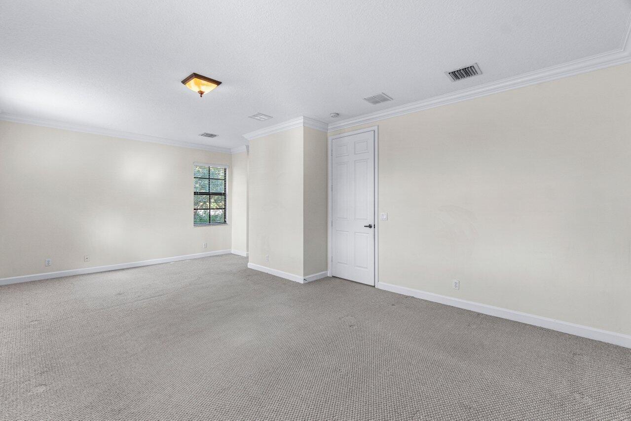 5036 S Chrystie Circle