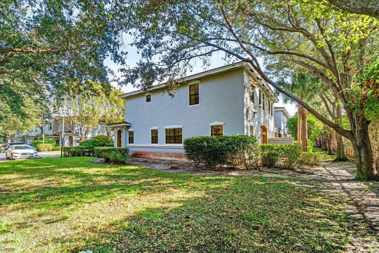 5036 S Chrystie Circle