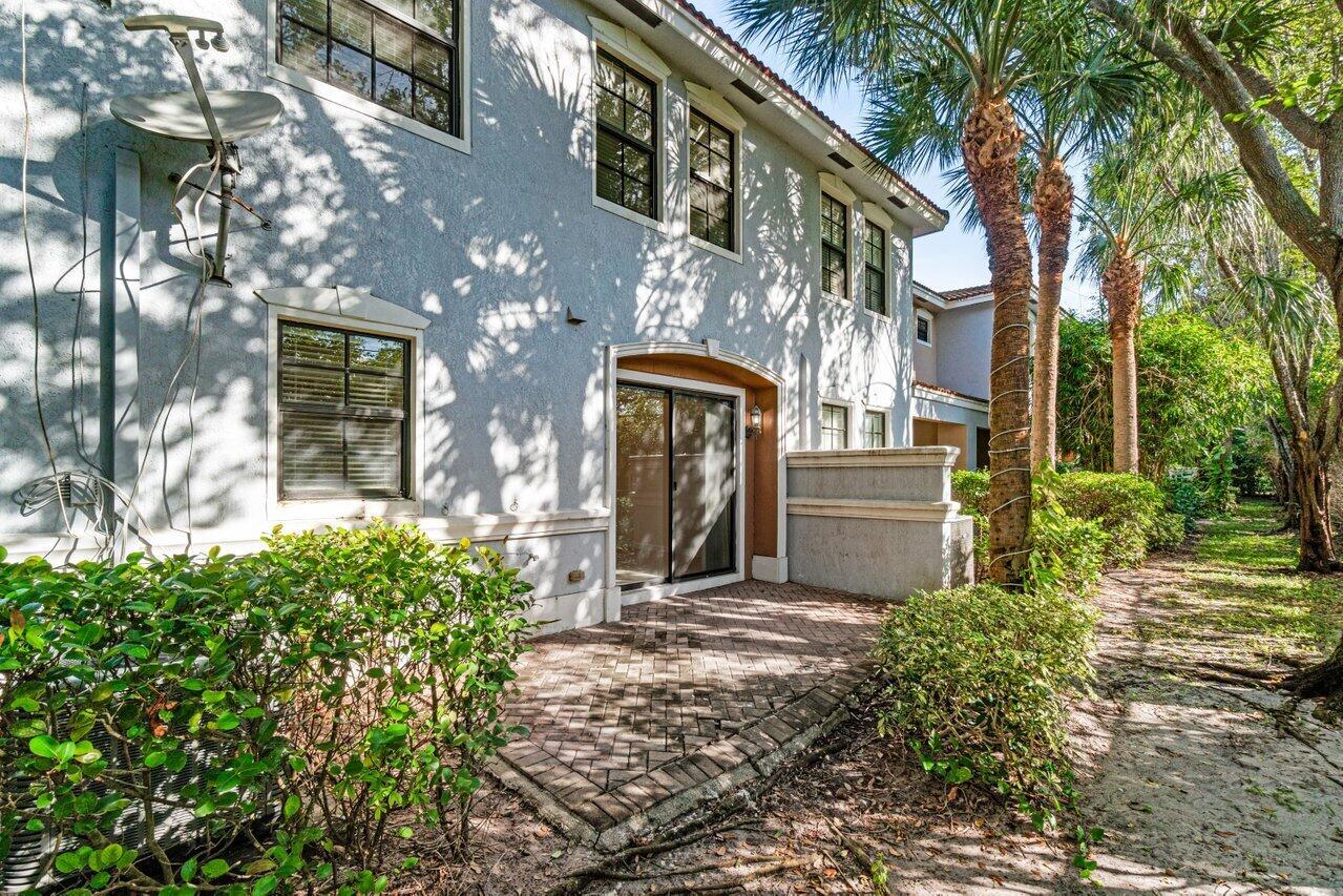 5036 S Chrystie Circle