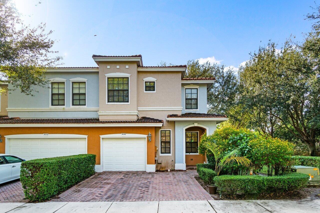 5036 S Chrystie Circle