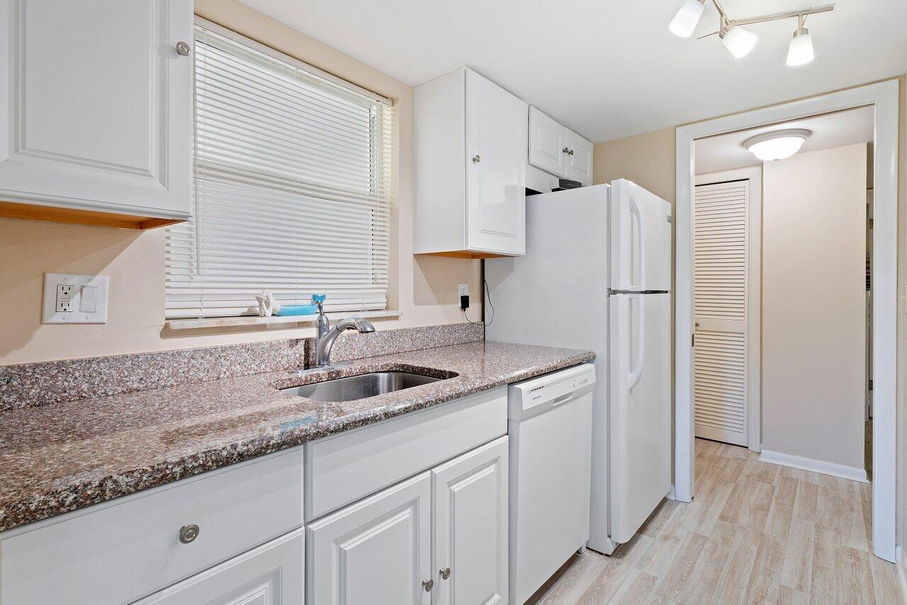 2525 Florida Boulevard 130