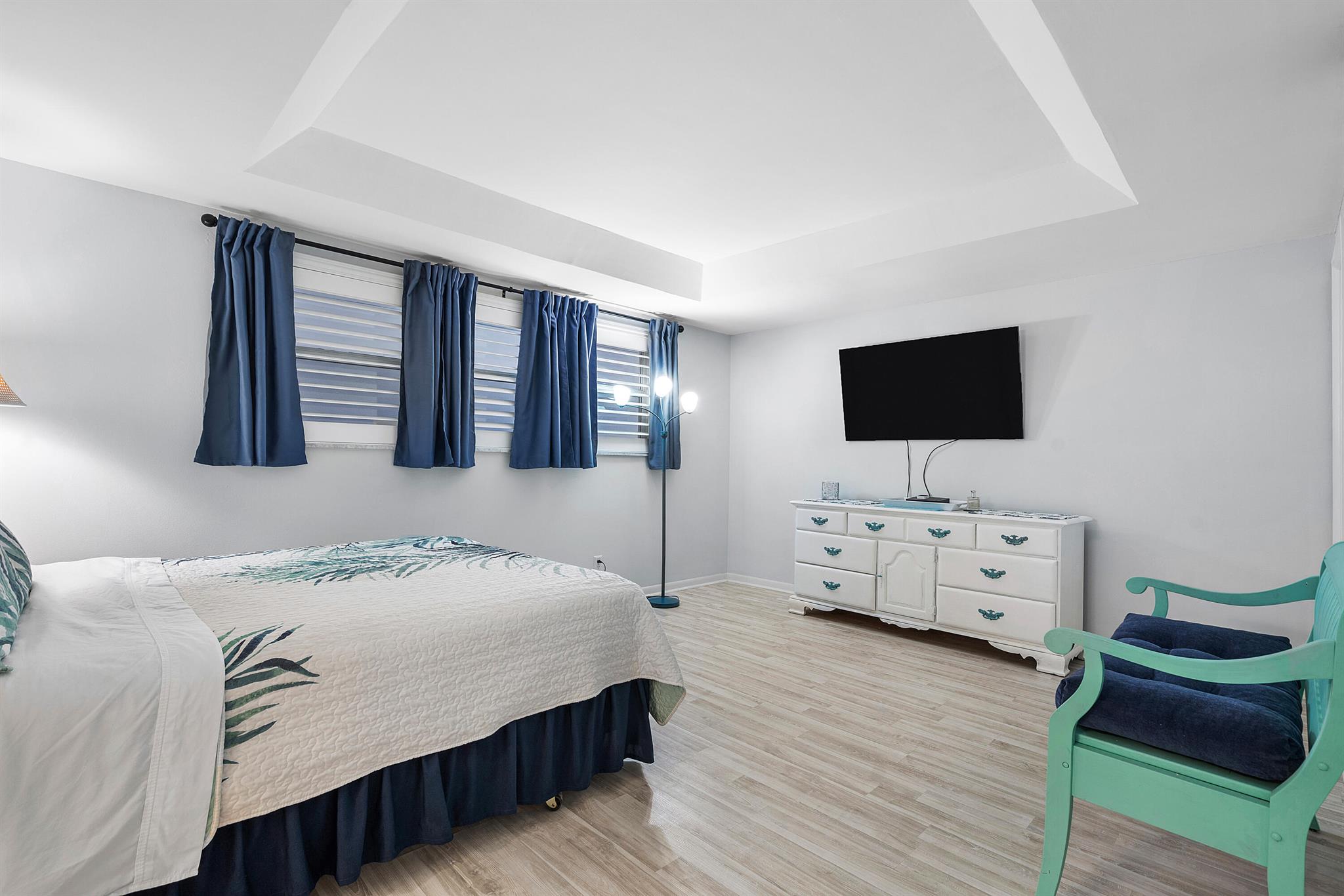 2525 Florida Boulevard 130