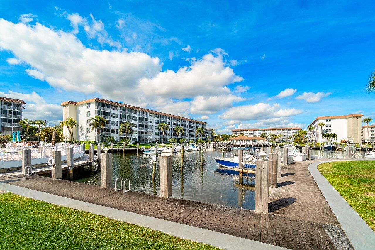 2525 Florida Boulevard 130