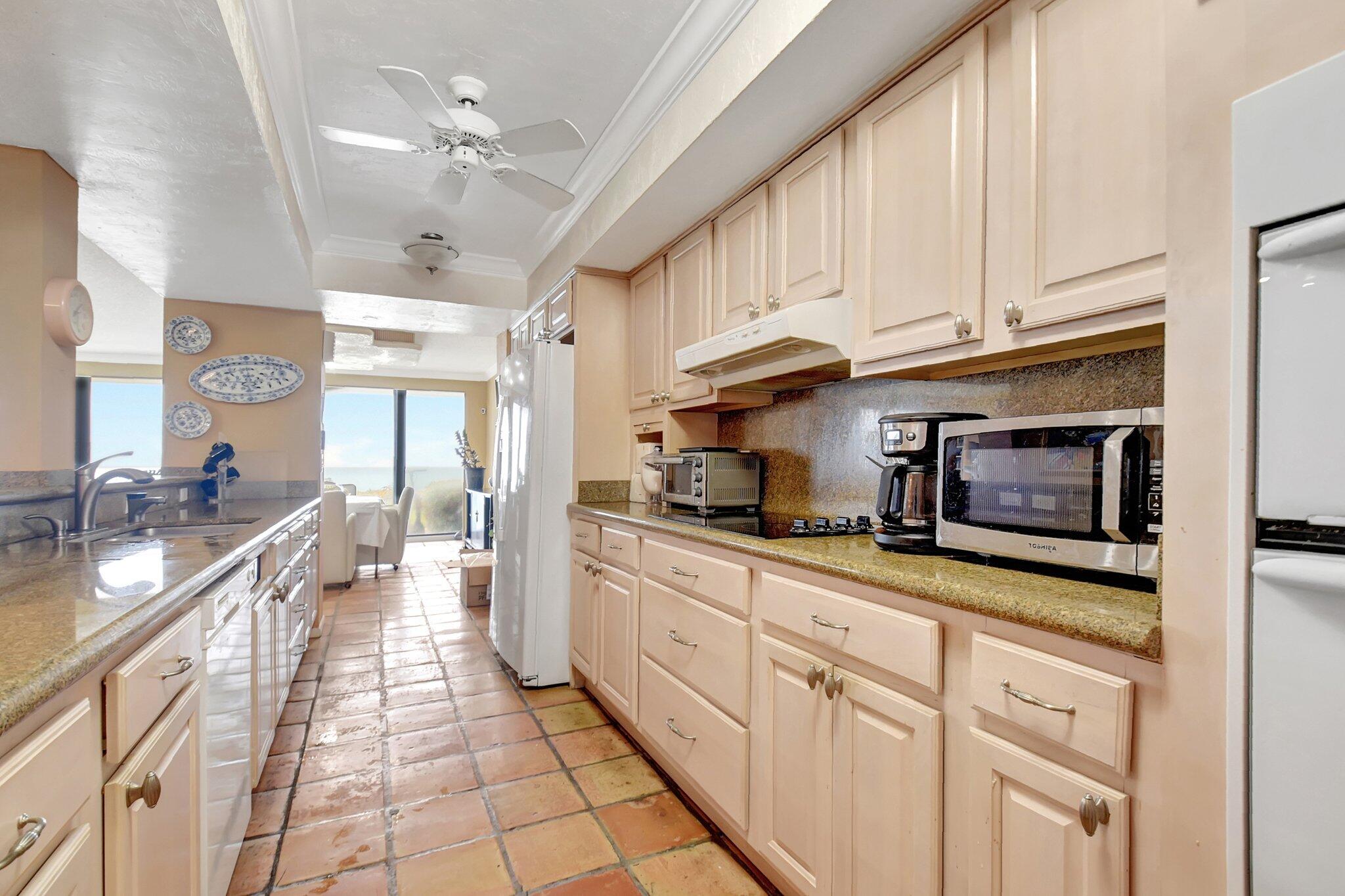 2660 S Ocean Boulevard 101n