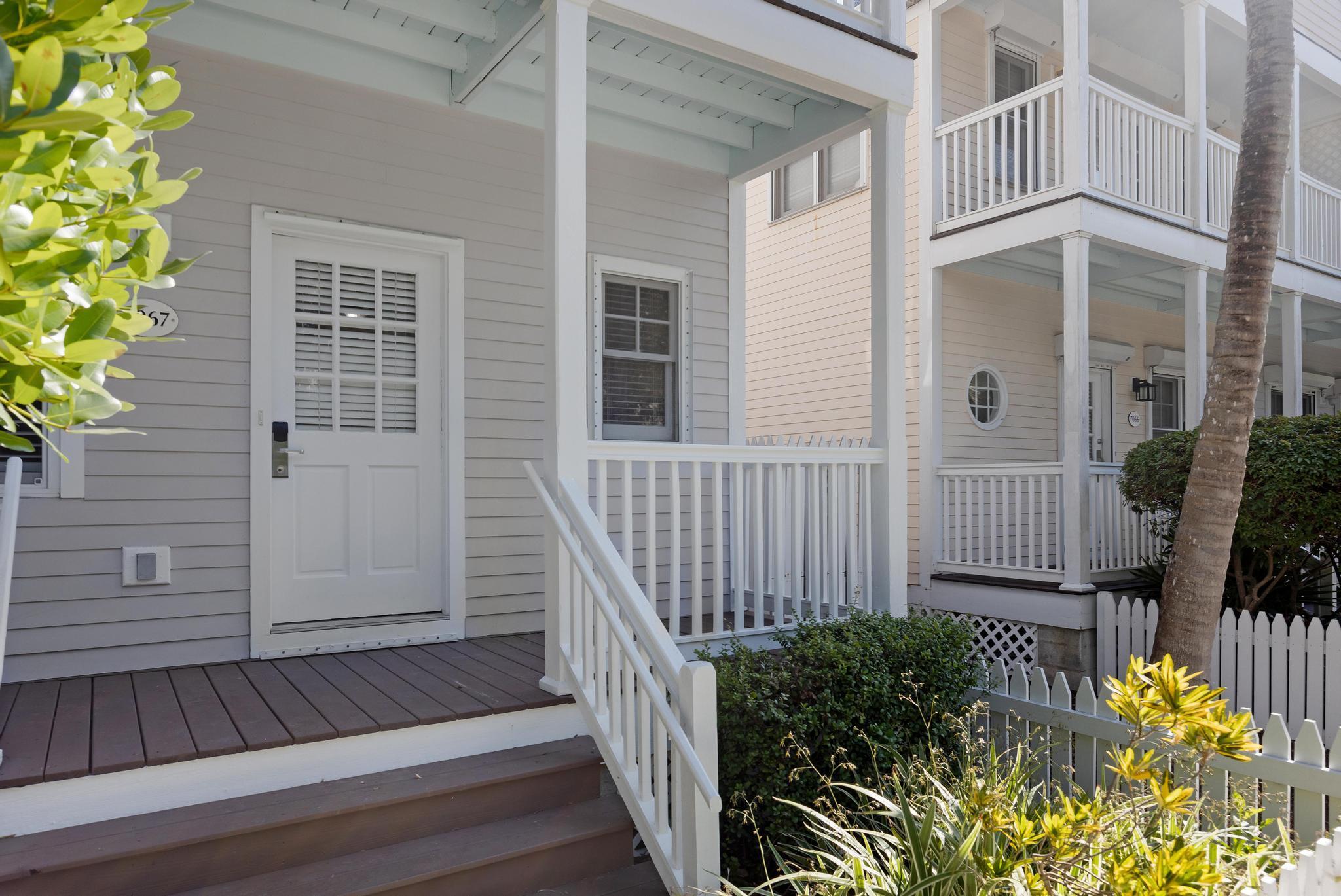 7067 Harbor Village Drive