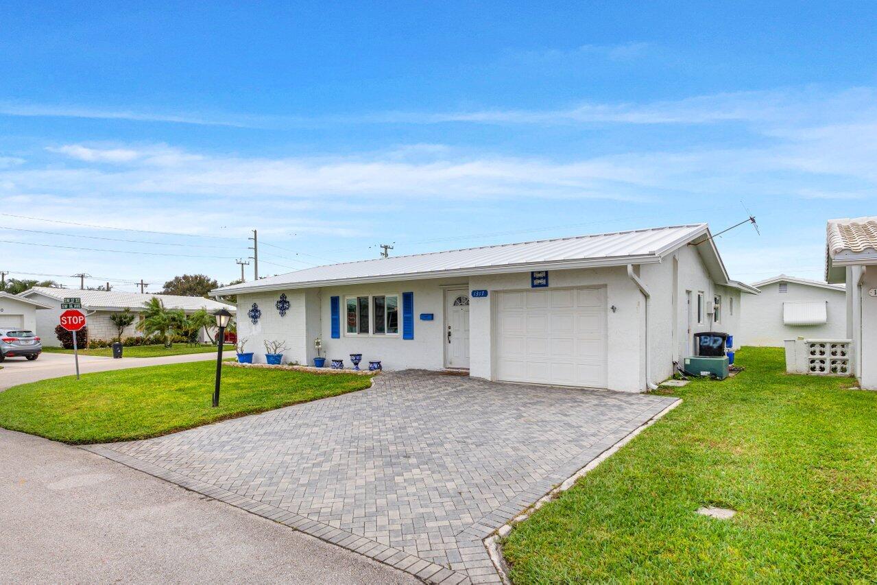 1317 SW 17th Street