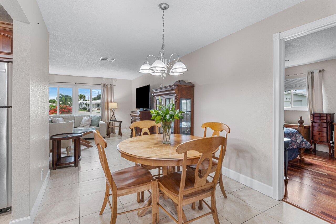 1317 SW 17th Street