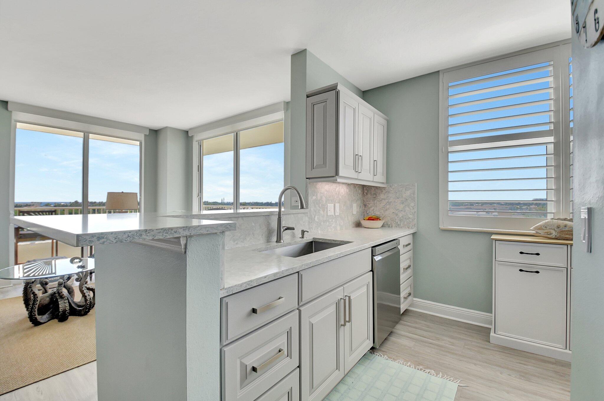 625 Casa Loma Boulevard 702