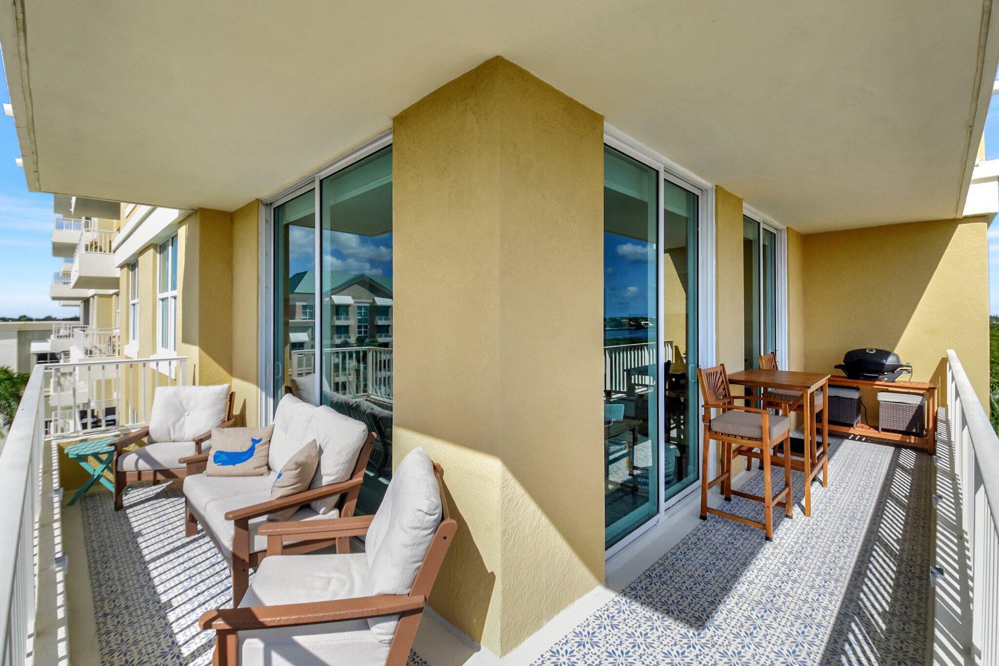 625 Casa Loma Boulevard 702