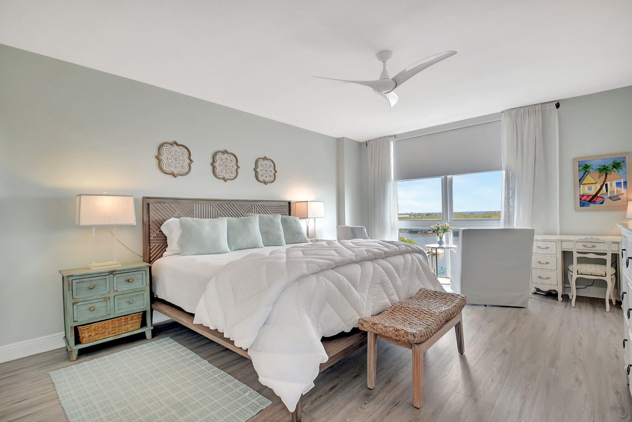 625 Casa Loma Boulevard 702