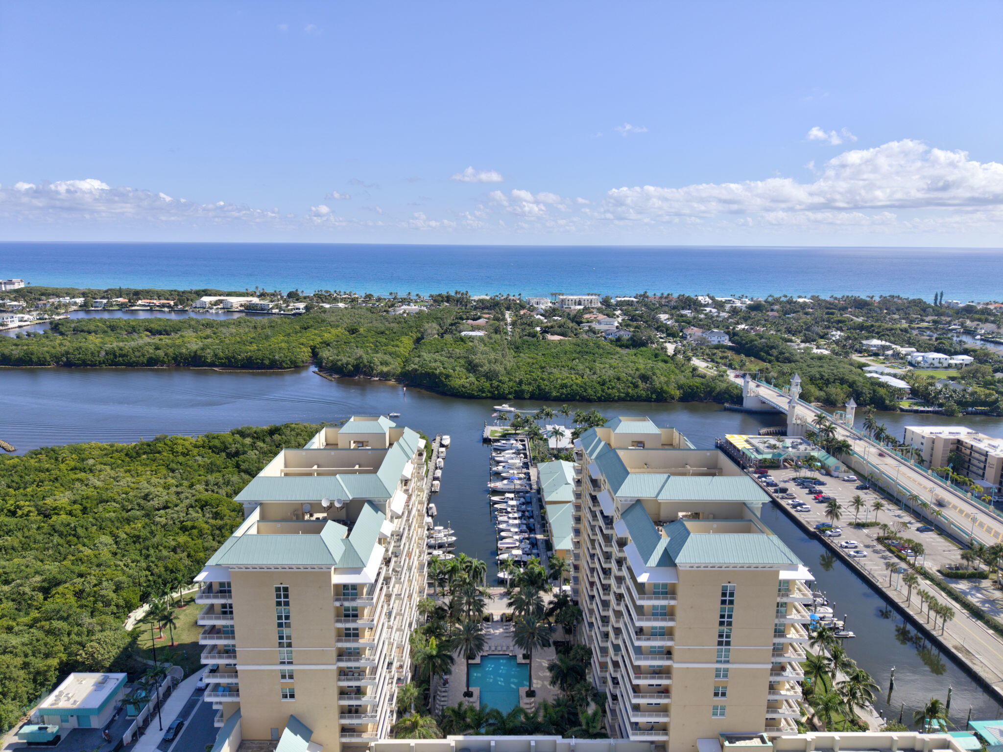 625 Casa Loma Boulevard 702