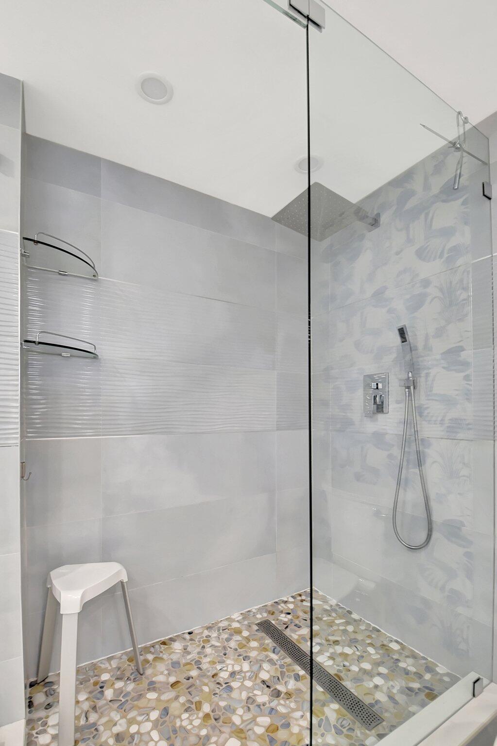 625 Casa Loma Boulevard 702