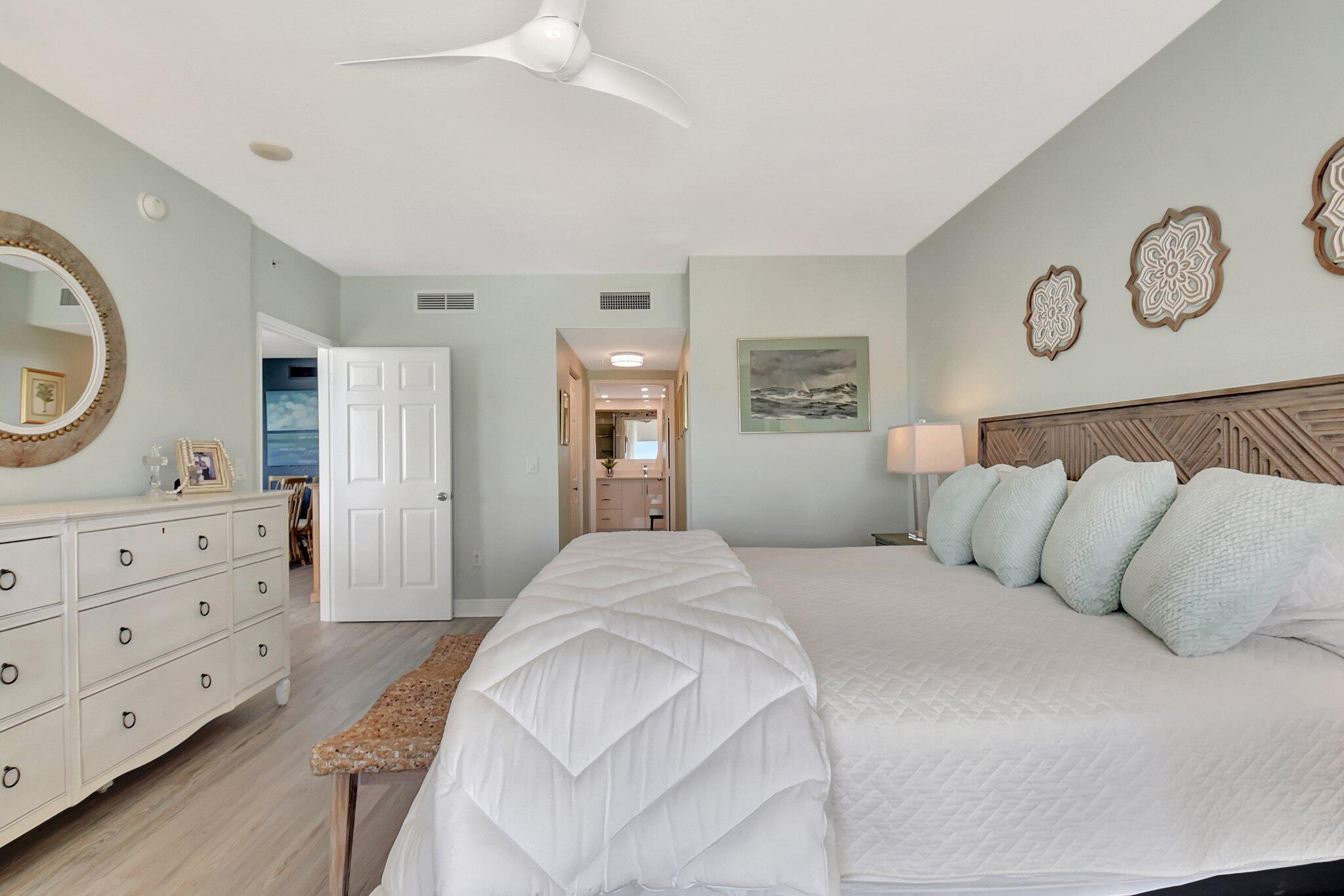 625 Casa Loma Boulevard 702