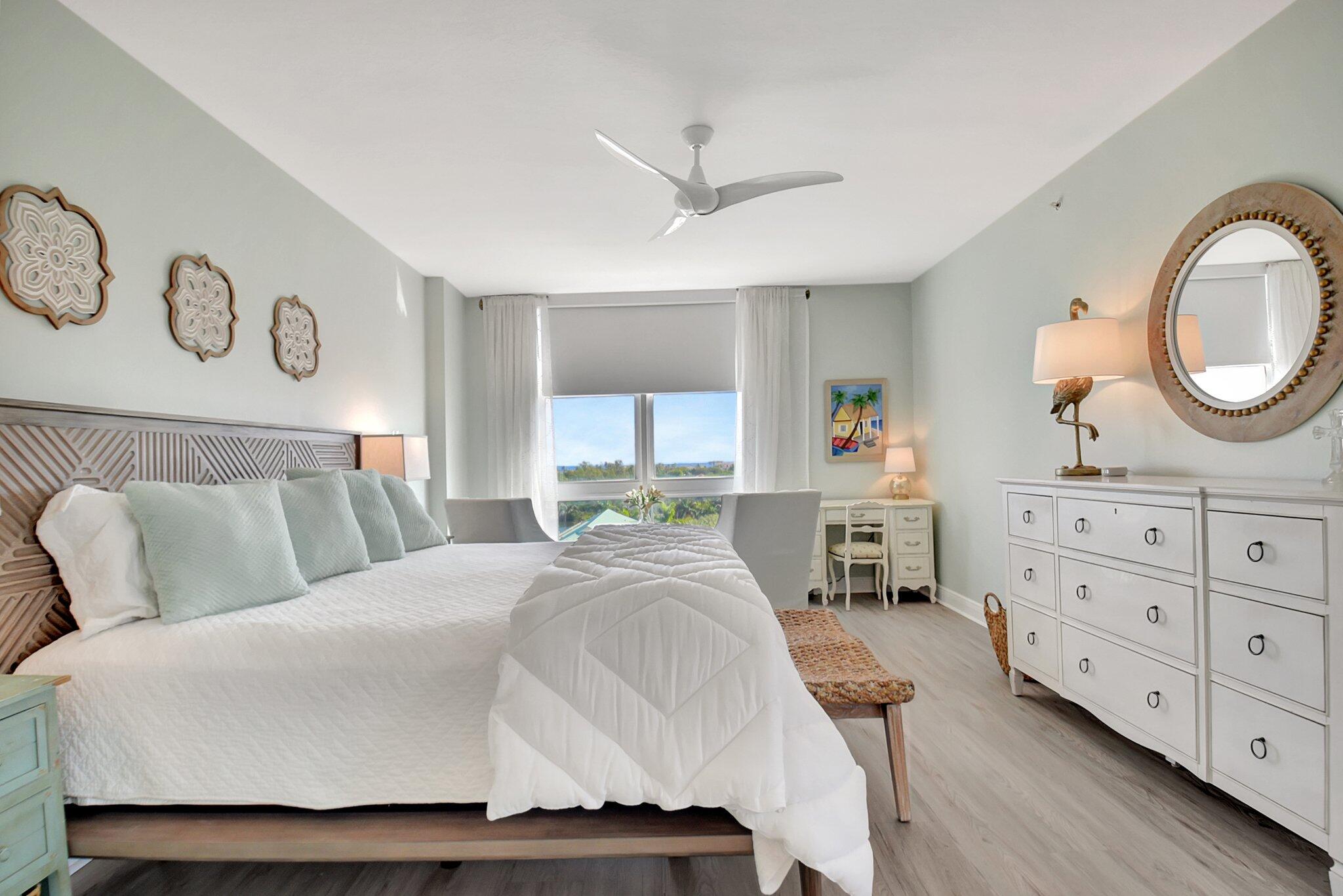 625 Casa Loma Boulevard 702