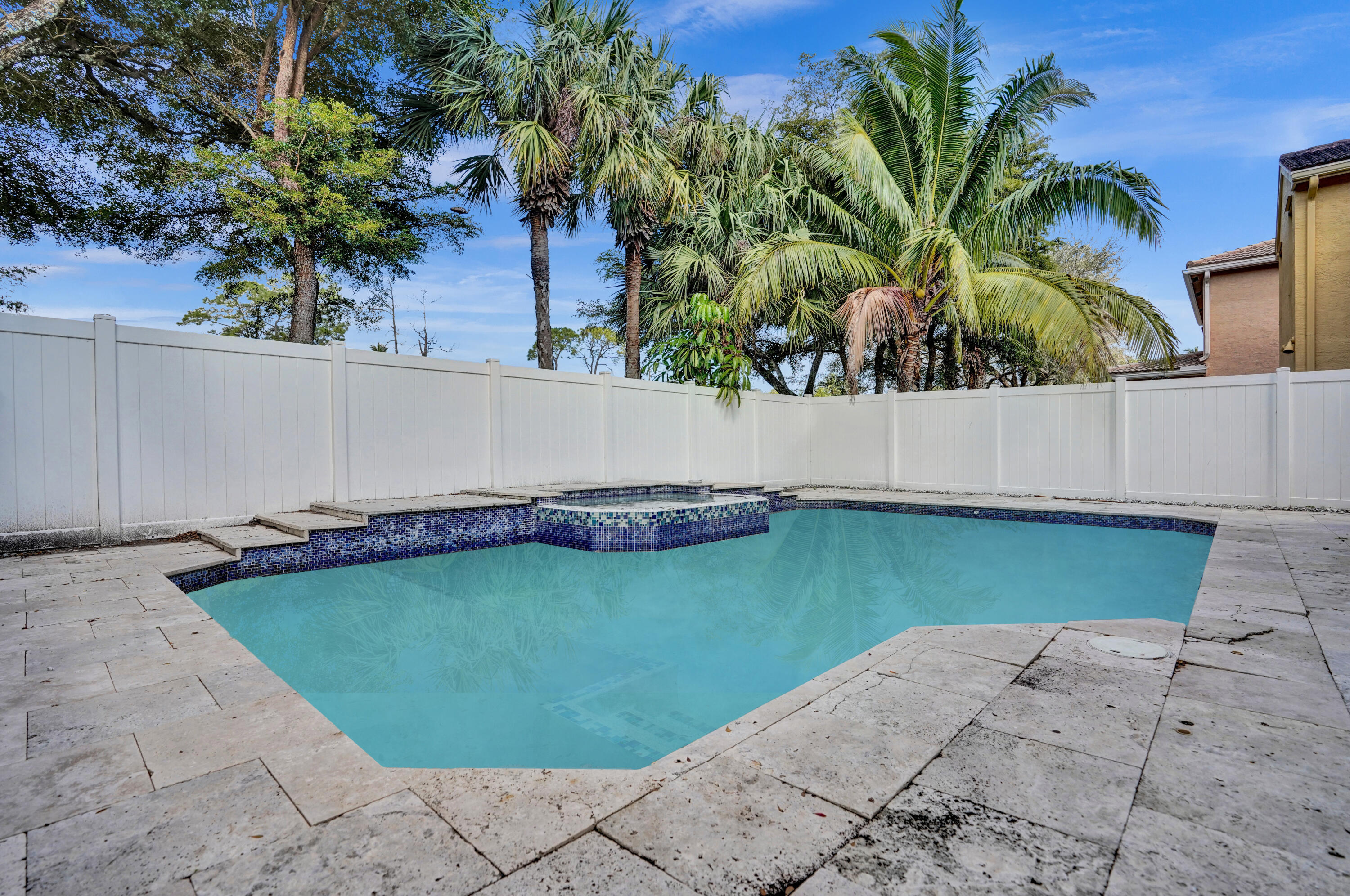 5091 Starblaze Drive