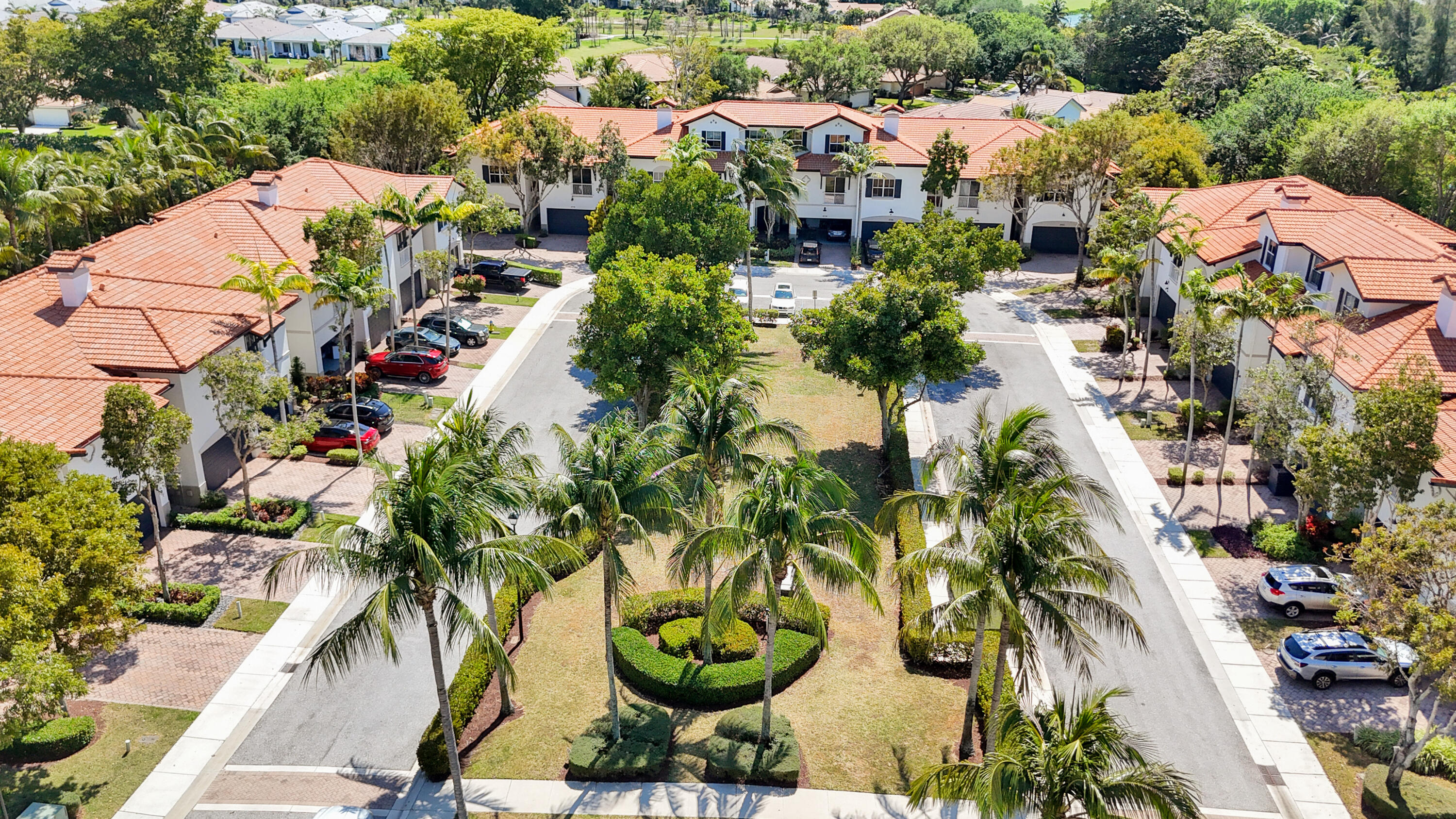 4734 S Prive Circle