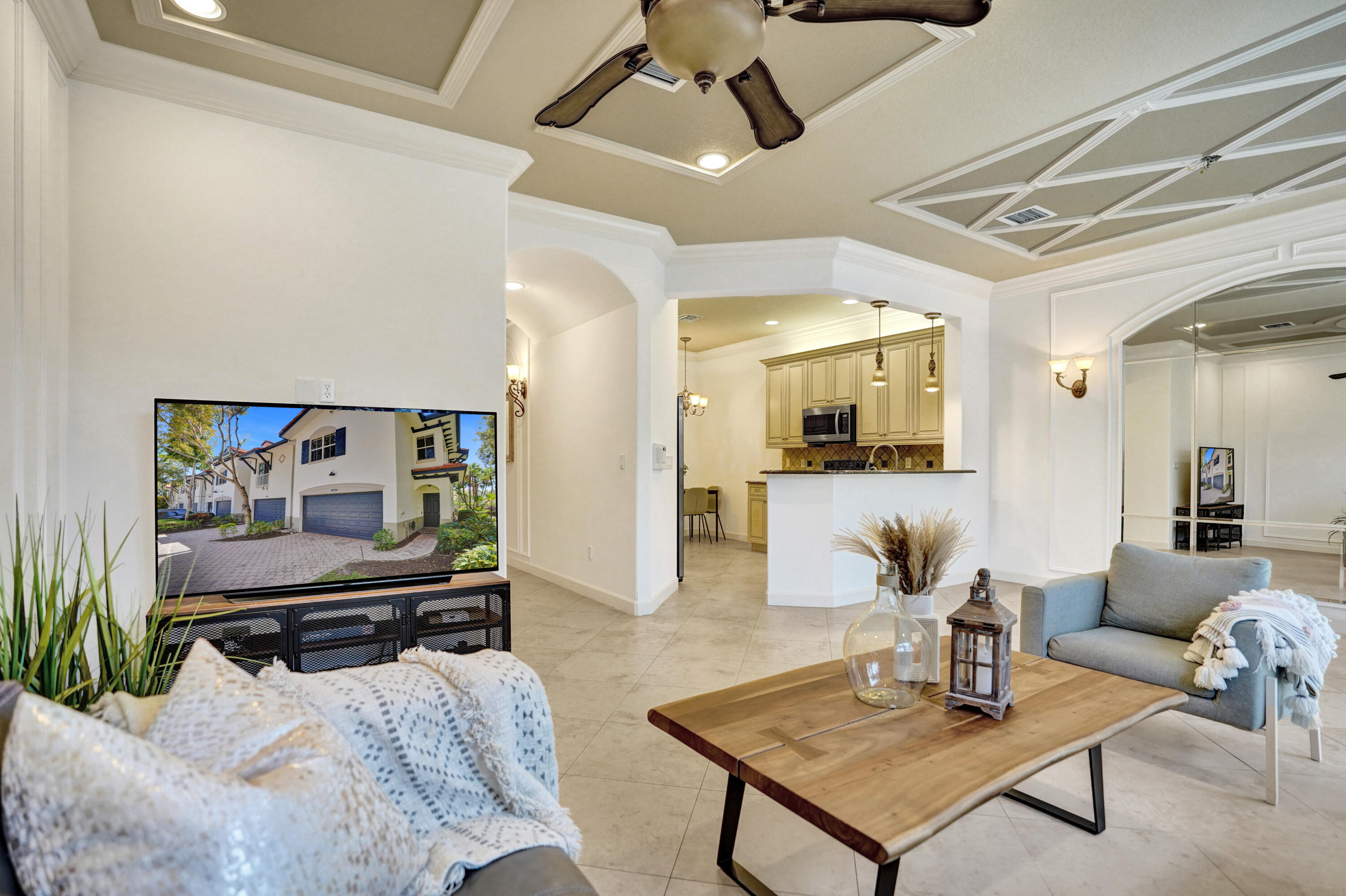 4734 S Prive Circle