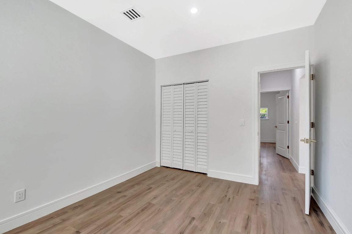 1313 N Federal Highway