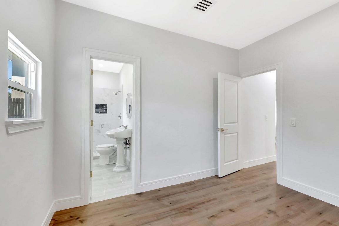 1313 N Federal Highway