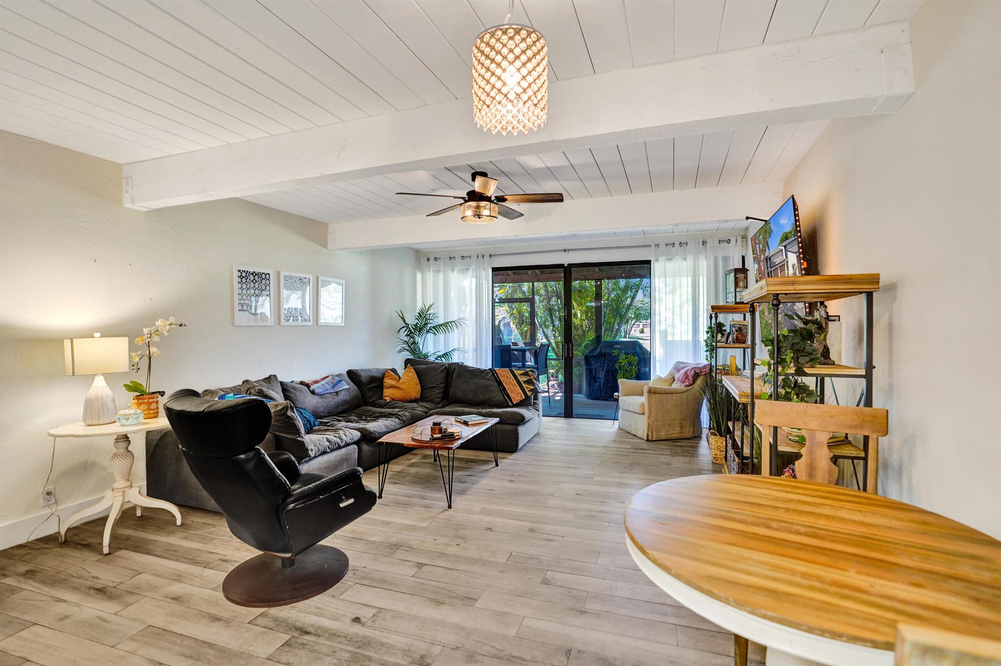 4631 NW 2nd Avenue 704