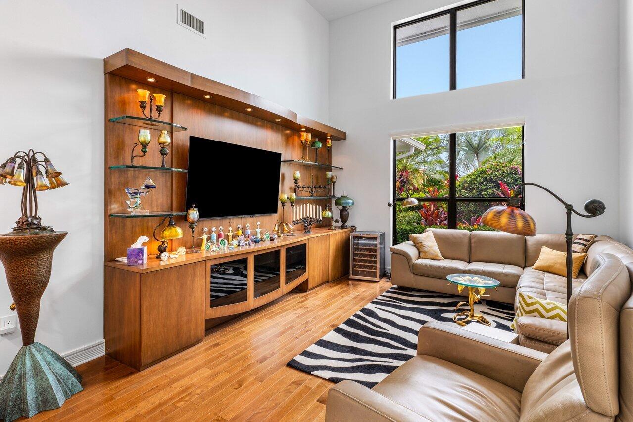 4837 Tallowwood Lane